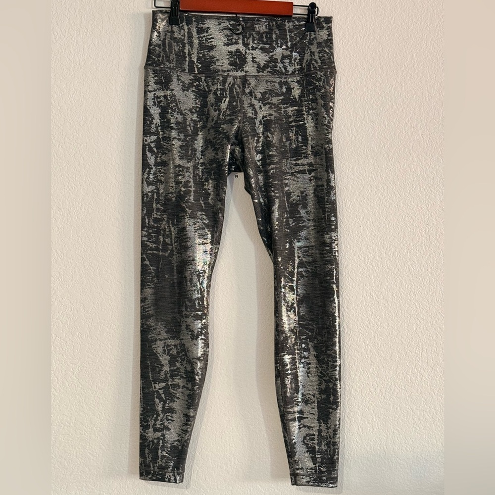 Lululemon Metallic Black and Silver leggings
